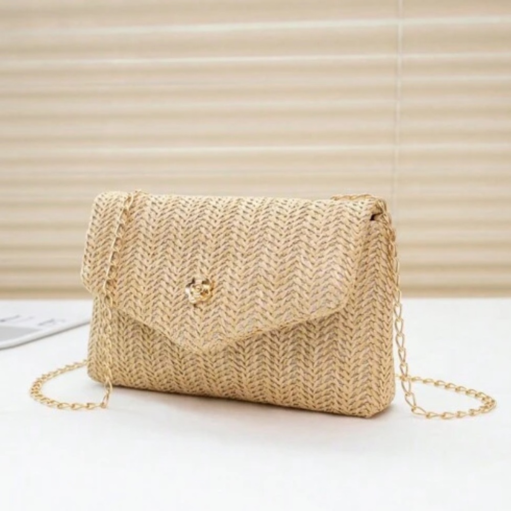 Elegant Gold Crossbody Bag